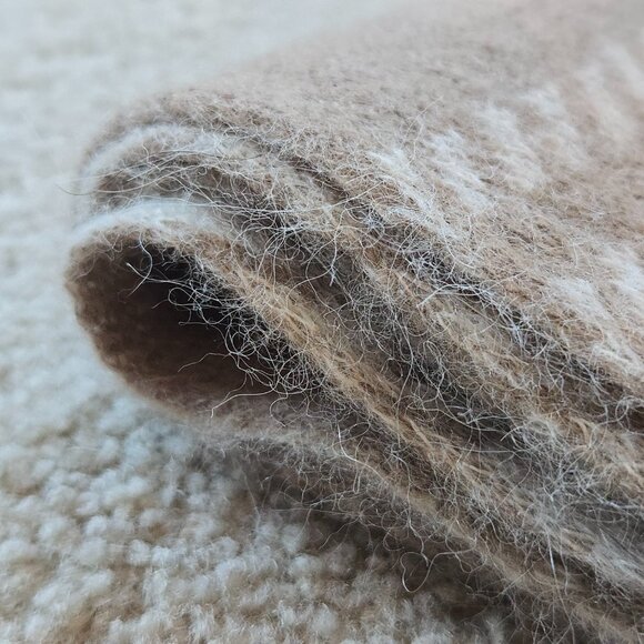 NWOT Everlane Patterned Alpaca Scarf in Wheat Taupe Tan - Picture 10 of 14